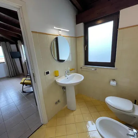 John Sea Джардини-Наксос