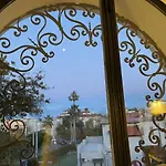 John Sea Apartment *