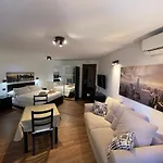 John Sea Giardini-Naxos